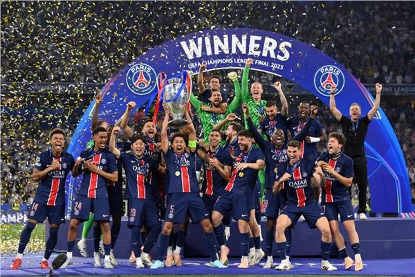 شاهد مراسم تتويج باريس سان جيرمان بلقب دوري أبطال أوروبا