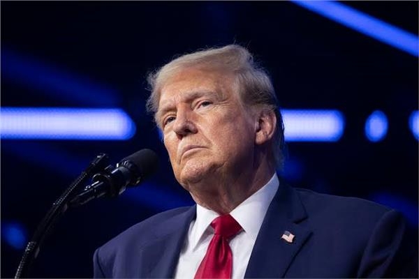 ترامب يكلف بتوسيع إنتاج الطيران الأسرع من الصوت