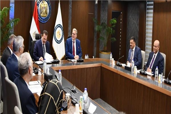 كريم بدوي: انتاج حامض الفوسفوريك نموذج للتكامل بين الدولة والقطاع الخاص