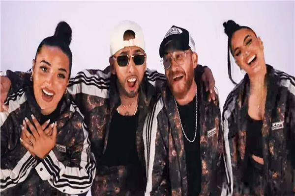 4 نجوم إسبان يسرقون أغنية «بقت عادة» لمحمد حماقي