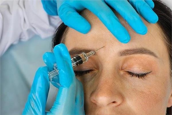 تحذير من مضاعفات خطيرة لحقن التجميل.. قد تؤدي إلى الشلل