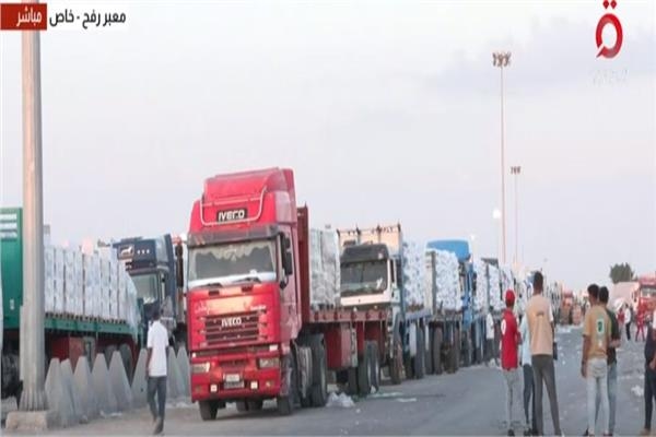 مصر ترفع وتيرة الدعم لغزة قافلة بقرابة 3 أضعاف الأحجام السابقة