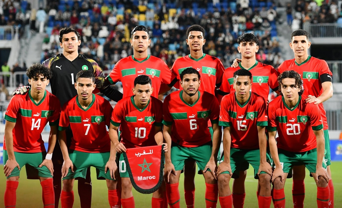 المنتخب المغربي يتسلم جائزة تكريمية في 'كان' الشباب