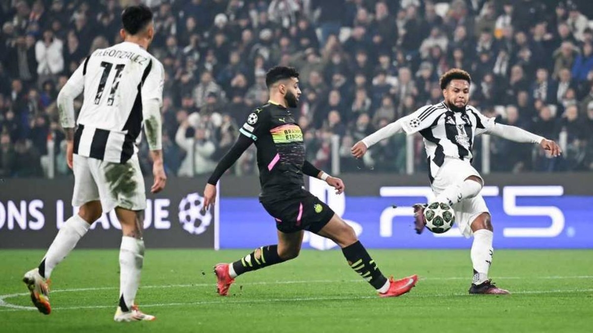 يوفنتوس يحقق فوزًا مهمًا على بي إس في آيندهوفن في ذهاب ملحق دوري أبطال أوروبا