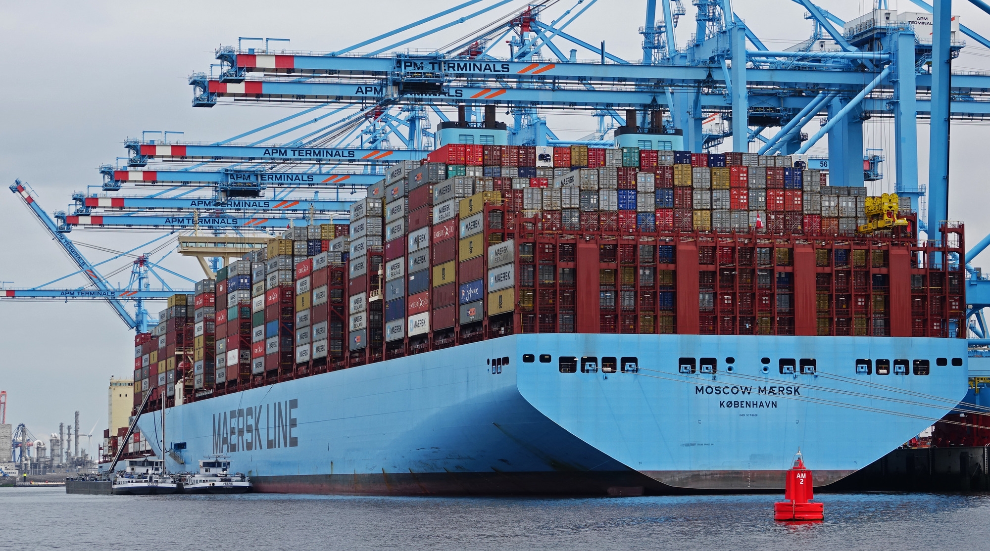 شركة الشحن العالمية Maersk تنفي بشكل قاطع نقل أسلحة لإسرائيل عبر ميناء طنجة