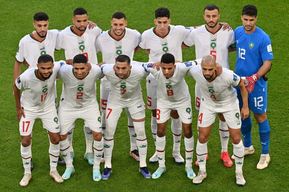 وليد الركراكي يرفض ضغوطات الأندية المشاركة في كأس العالم للأندية 2025 ويستدعي نجوم المنتخب المغربي بالكامل