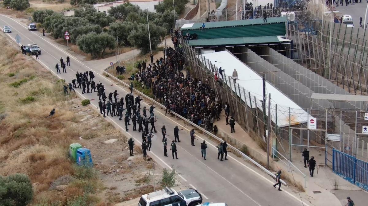 إسبانيا تزود المغرب بكاميرات حرارية متطورة لتعزيز مراقبة حدود سبتة ومليلية