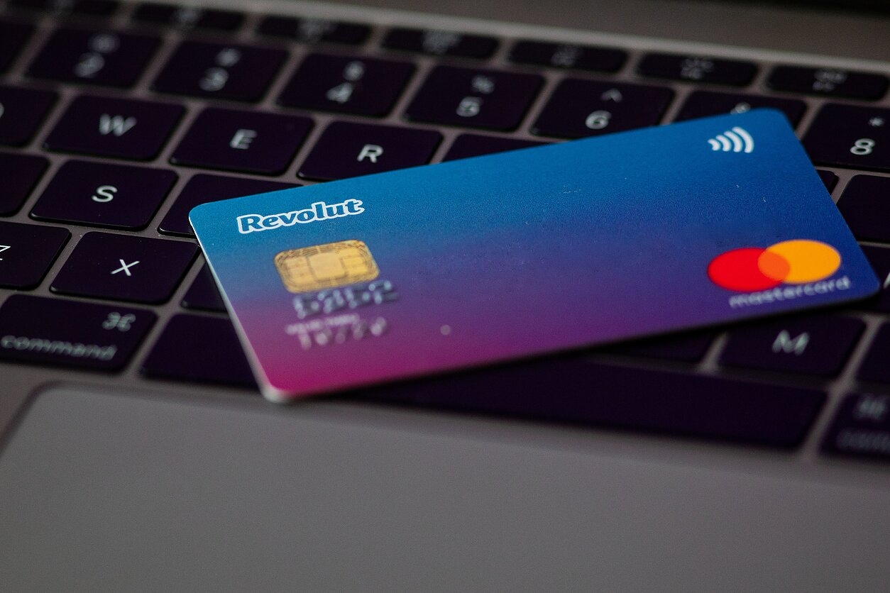 'ريفولوت' أكبر بنك رقمي في أوروبا يستعد لدخول السوق المغربي