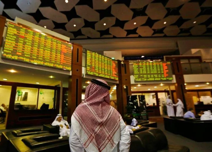 تراجع معظم أسواق الخليج وسط انخفاض المعنويات في البورصات العالمية