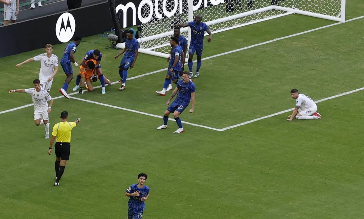 الهلال يعزز «العقدة العربية» في شباك الريال