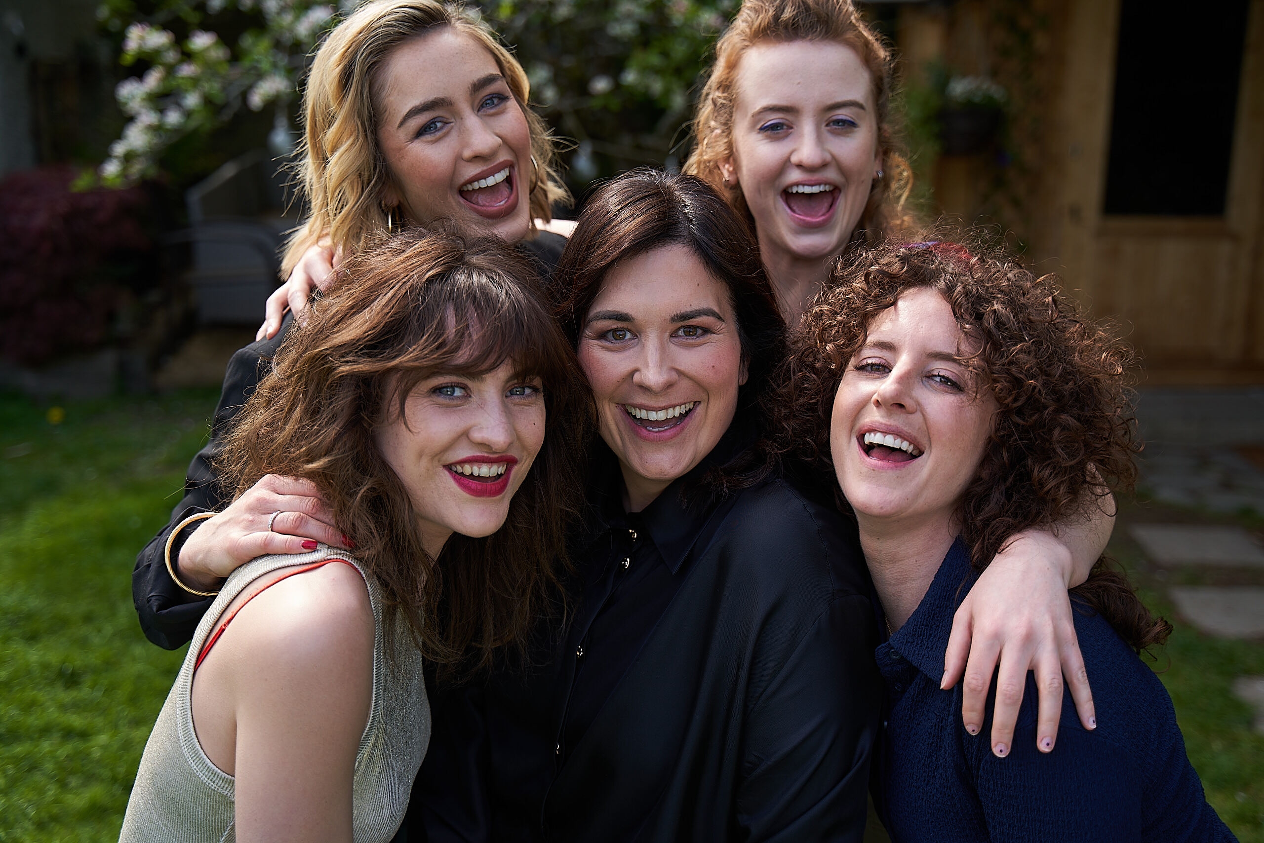 RTÉ reveals first look at comedy drama The Walsh Sisters, based on novels of Marian Keyes