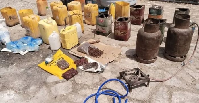 ضبط معمل خمور منزلي في حضرموت واعتقال مُديره