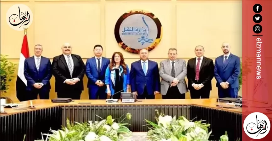 وزير الصناعة والنقل وسفيرة أمريكا يشهدان توقيع 3 عقود لتحديث 100 جرار هنشل وتوريد قطع غيار لـ 141 جرار