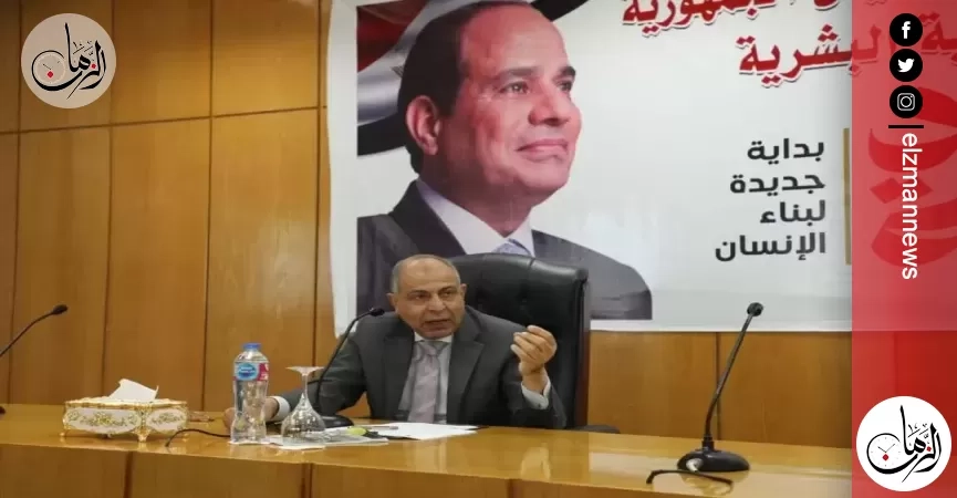 محافظ المنيا يناقش ملفات التعليم والصحة والطرق