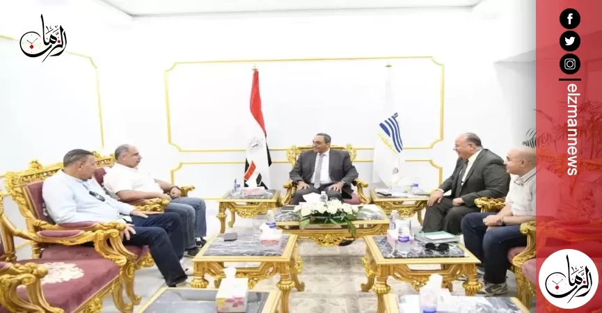 محافظ قنا يبحث مع قيادات 'النقل النهري' إجراءات ترخيص مراسي حتحور ودندرة لتيسير حركة النقل بين ضفتي النيل