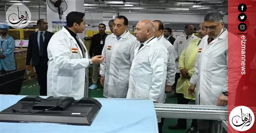 رئيس الوزراء يتفقد مشروع تصنيع أجهزة شاشات التليفزيون والهواتف المحمولة بمصنع «صافي جروب»