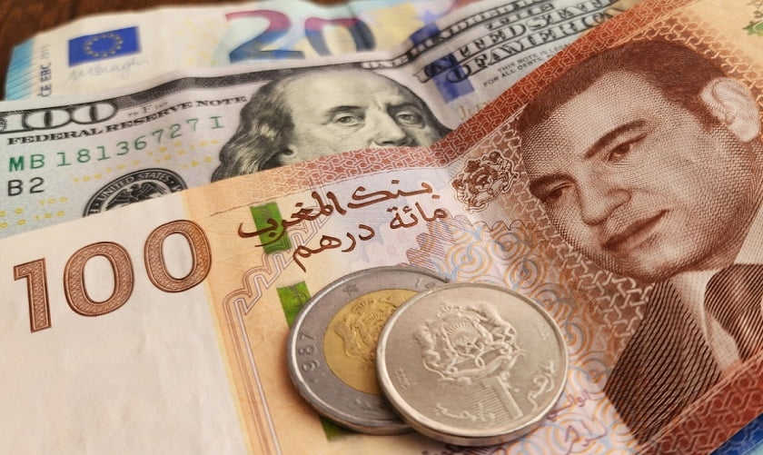 الدرهم يتراجع أمام الأورو والدولار.. وبنك المغرب يضخ 121 مليار درهم في السوق