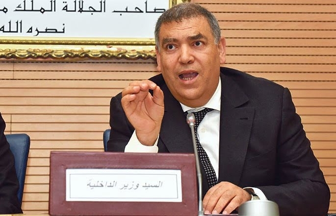 وزارة الداخلية تحذر الجماعات من تسليم تراخيص احتلال الملك البحري