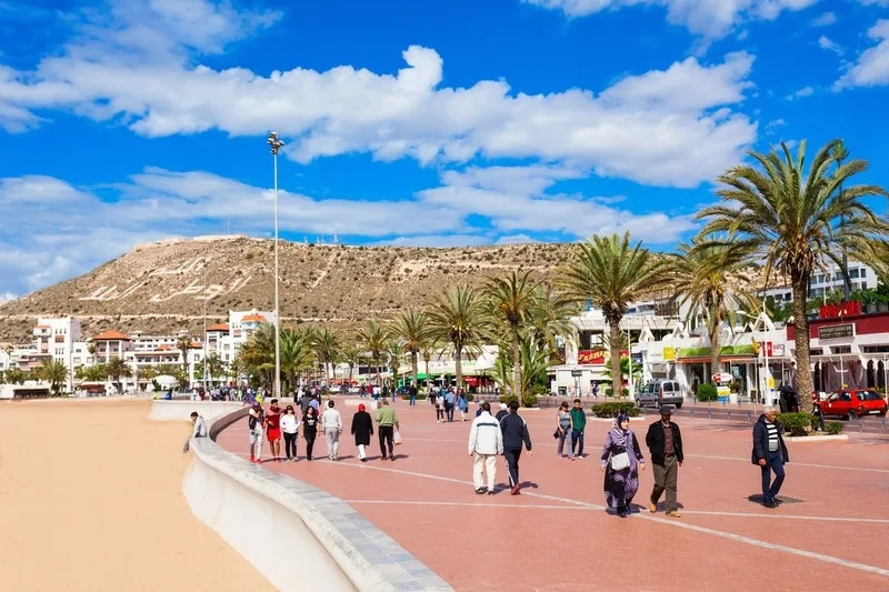 أكادير: جوهرة المغرب المتلألئة تستقطب السياح البريطانيين بسحرها الخلاب