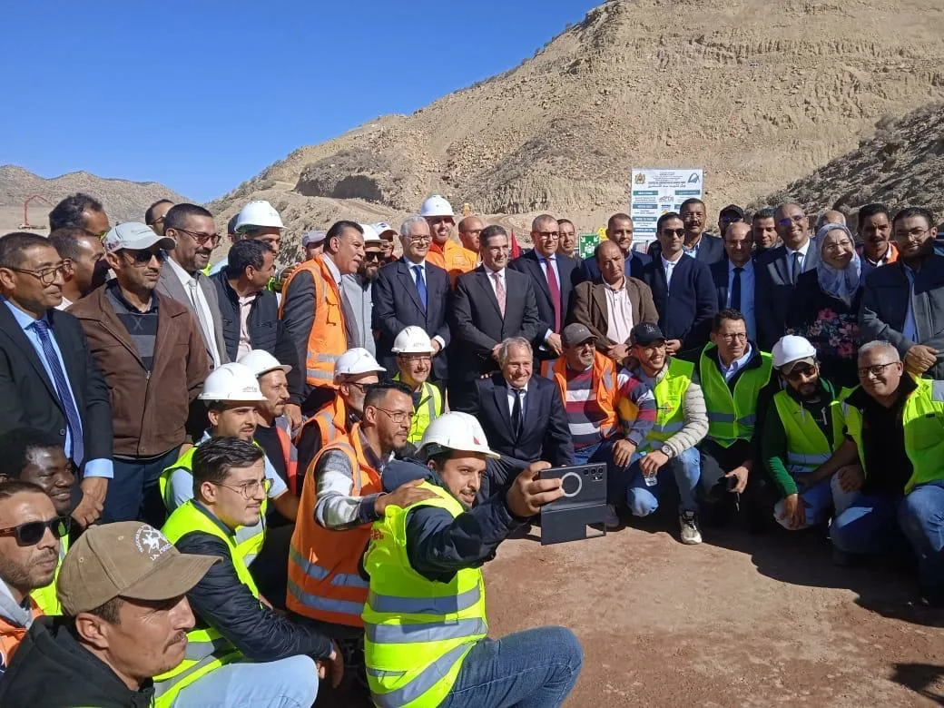 وزير التجهيز والماء يحل بأكادير، و يتفقد أشغال مشروع بناء سد هام بالعمالة