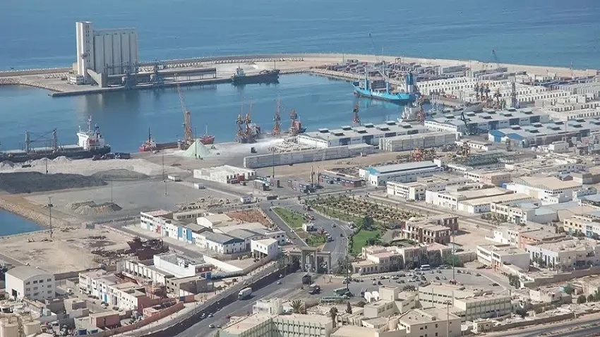 ميناء أكادير يخضع لإعادة التأهيل بتكلفة 466 مليون درهم لتعزيز تنافسيته