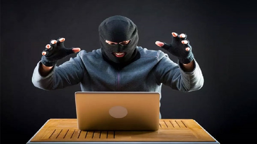هاكرز جزائريون يخترقون قاعدة بيانات CNSS ويسرّبون معطيات حساسة تخص الموظفين