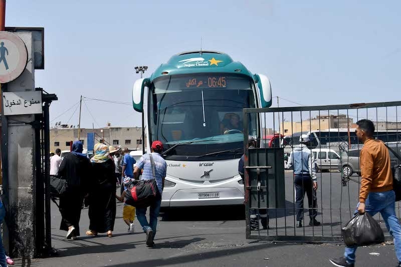 الفوضى والعشوائية تطبعان عددا من المحطات الطرقية للمسافرين عشية العيد