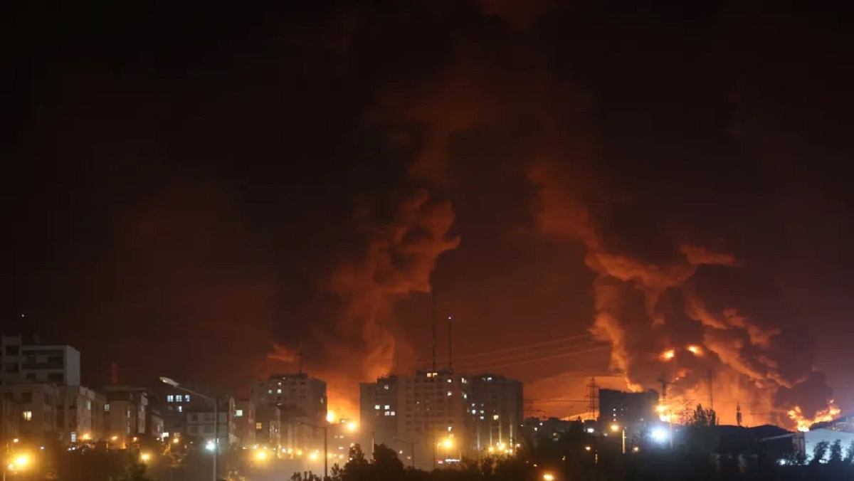 ترامب يعلن وقفًا شاملًا لإطلاق النار بين إسرائيل وإيران: نهاية 'حرب الـ12 يومًا'