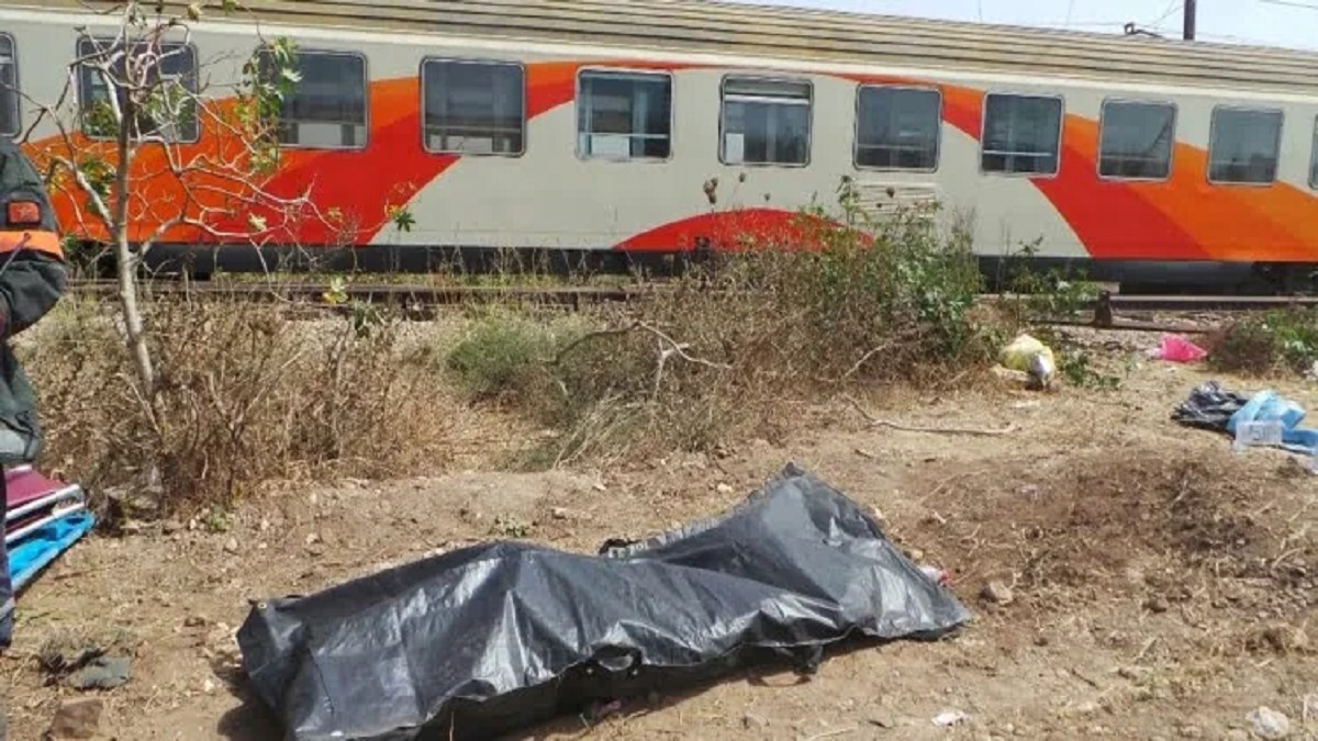 حادث مروع يودي بحياة شاب على السكة الحديدية