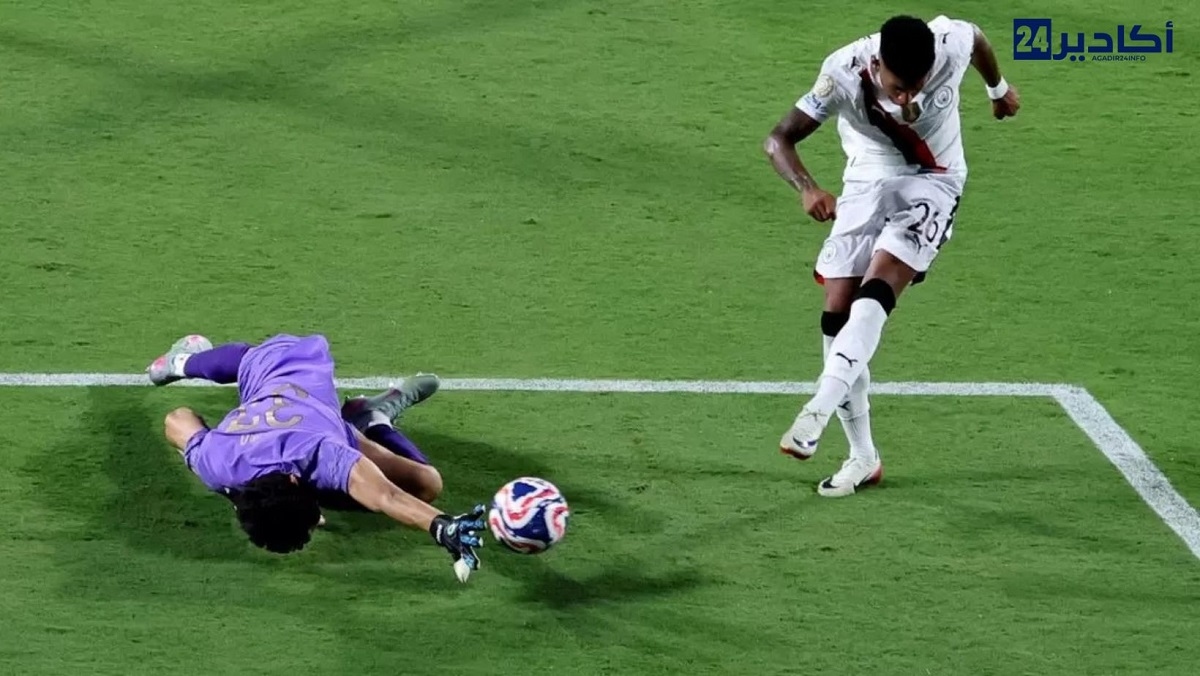 ياسين بونو يتألق عالمياً ويقود الهلال لصناعة التاريخ في كأس العالم للأندية
