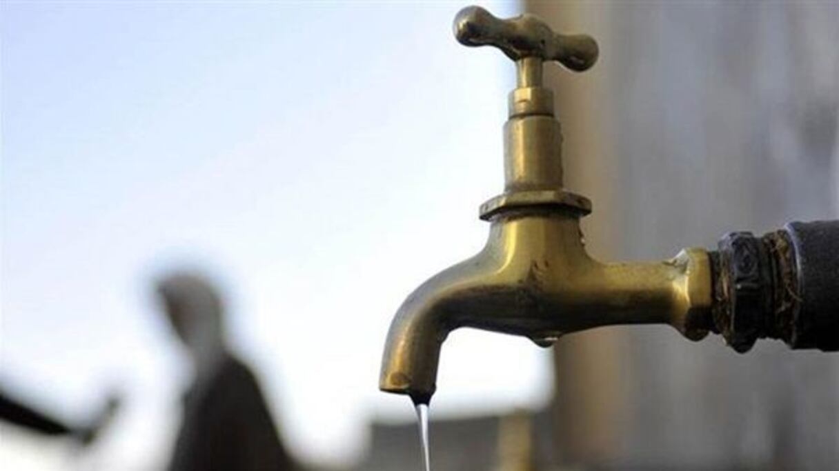 مواطن يطلق 'نداء الماء' من إقليم تزنيت، وسط مطالب بحلول عاجلة تخلص السكان من شبح العطش