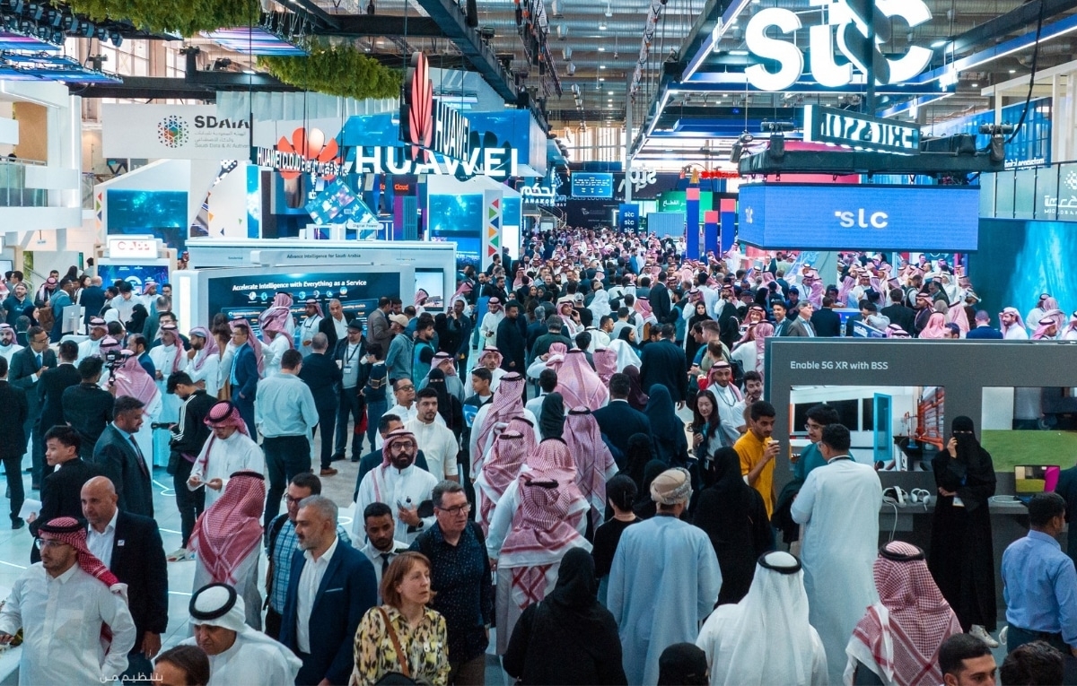 'إتش بي إي' تقدم تجربة تفاعلية فريدة بالذكاء الاصطناعي وحلول سحابية مبتكرة في 'ليب 2025'