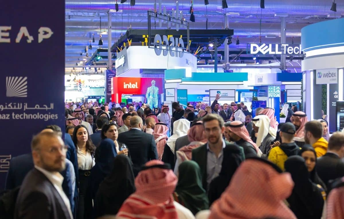 كل ما تحتاج إلى معرفته عن ليب 2025.. المؤتمر التقني الأكثر حضورًا في العالم