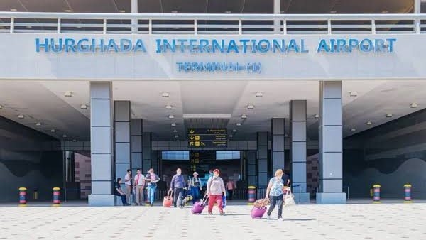مطار الغردقة يستقبل أولى رحلات 'HELLO JET' التشيكية و'CENTRUM AIR' الأوزبكستانية