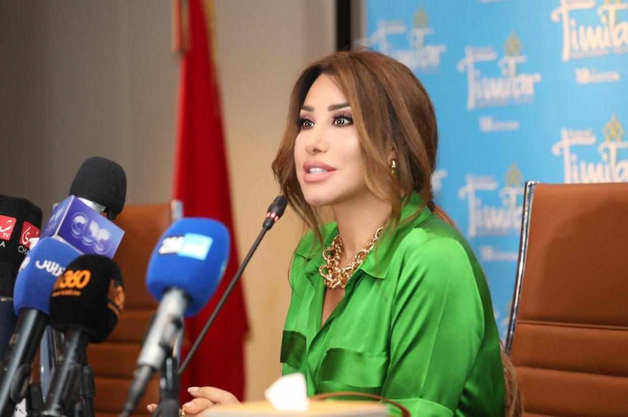 نجوى كرم تحصد الملايين بـ «زين الزين» وتعد بأغنيات باقي الألبوم قبل الصيف