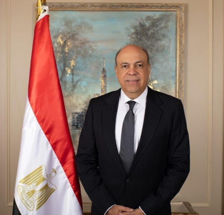 وزير الطيران يبحث مع مسئولي شركة 'بوينج' آليات تعزيز التعاون