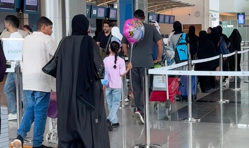 مطارات سلطنة عمان تستقبل 3.5 مليون مسافر بالربع الأول من 2025 بانخفاض 7.8%