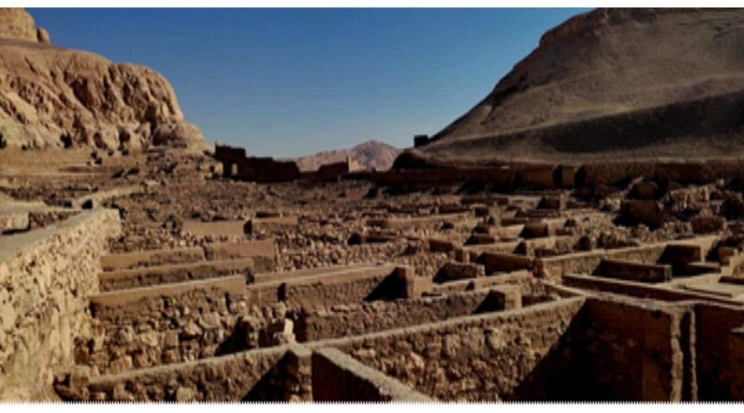 حكايات عمال قرية دير المدينة ترويها الدكتورة رنا التونسى