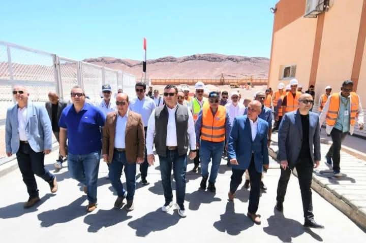 وزير الإسكان يبدأ جولة بمشروع تطوير موقع 'التجلى الأعظم فوق أرض السلام