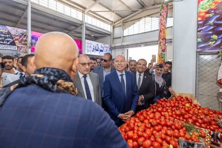 صندوق تحيا مصر يوفر أسواقا حضارية مجمعة للباعة بالمقطم