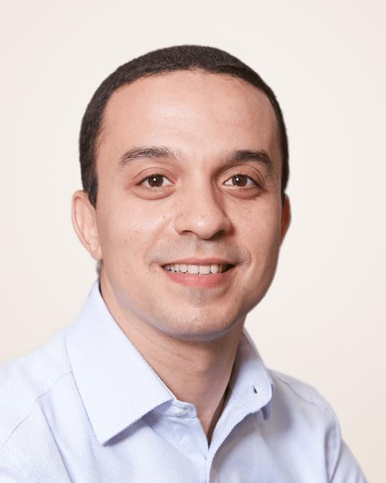 الاتصالات المتنقلة في مصر: مواجهة التحديات والإطلاق المرتقب للجيل الخامس