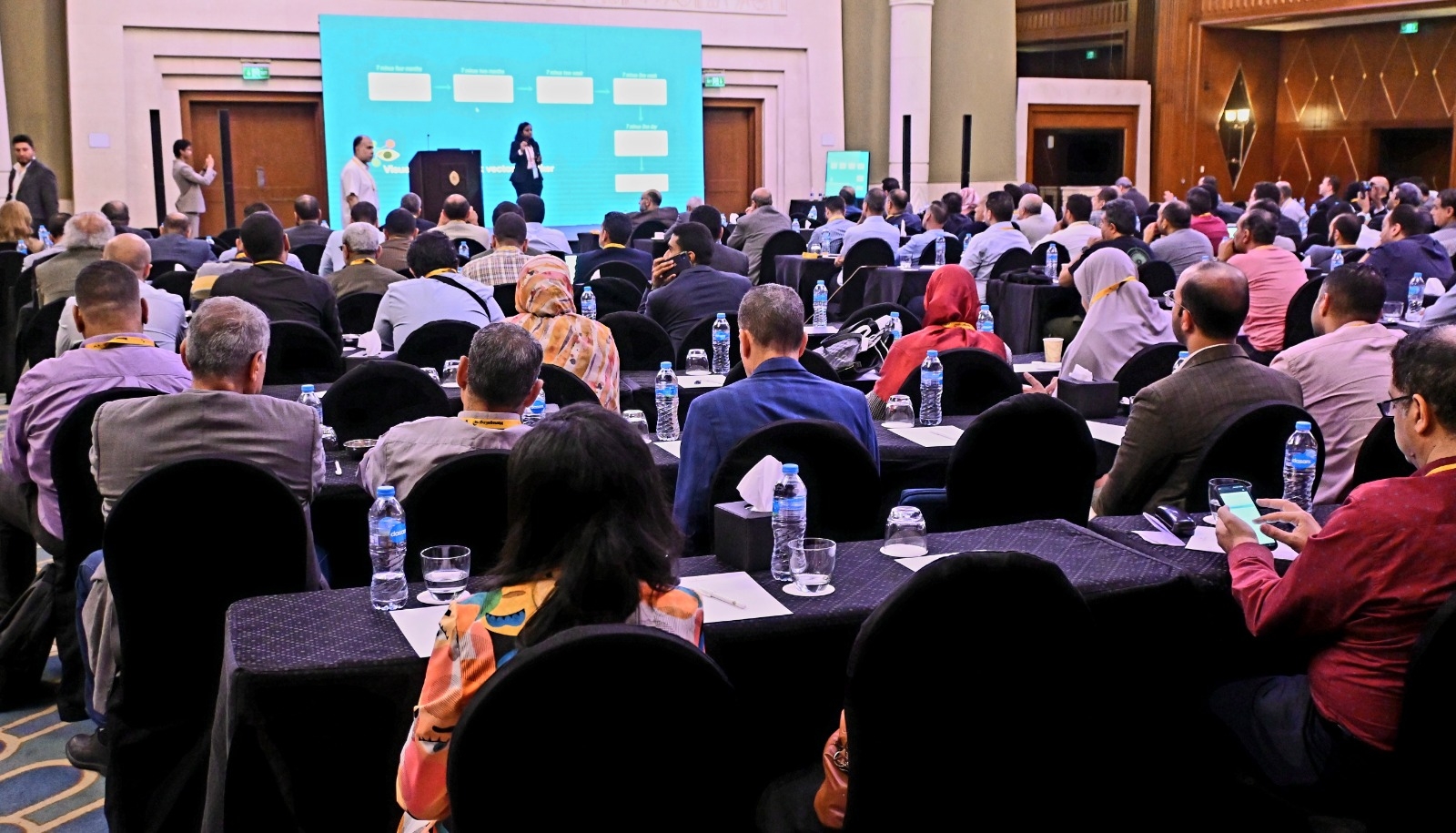 بمشاركة 300 خبير في تكنولوجيا المعلومات.. انطلاق فعاليات قمة ITCON 2025 بالقاهرة