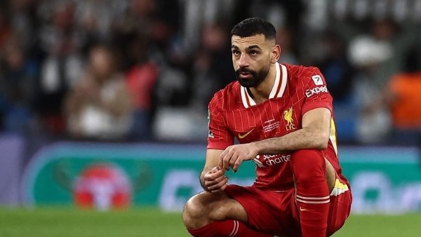 الجارديان البريطانية: محمد صلاح في سباق مفتوح للفوز بجائزة الكرة الذهبية