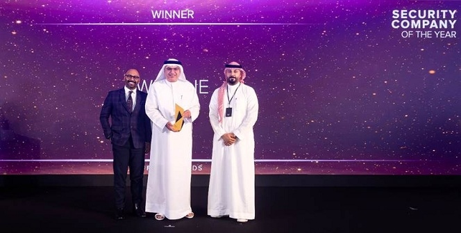 'وي ون' تحصد جائزة أفضل شركة أمنية لعام 2025