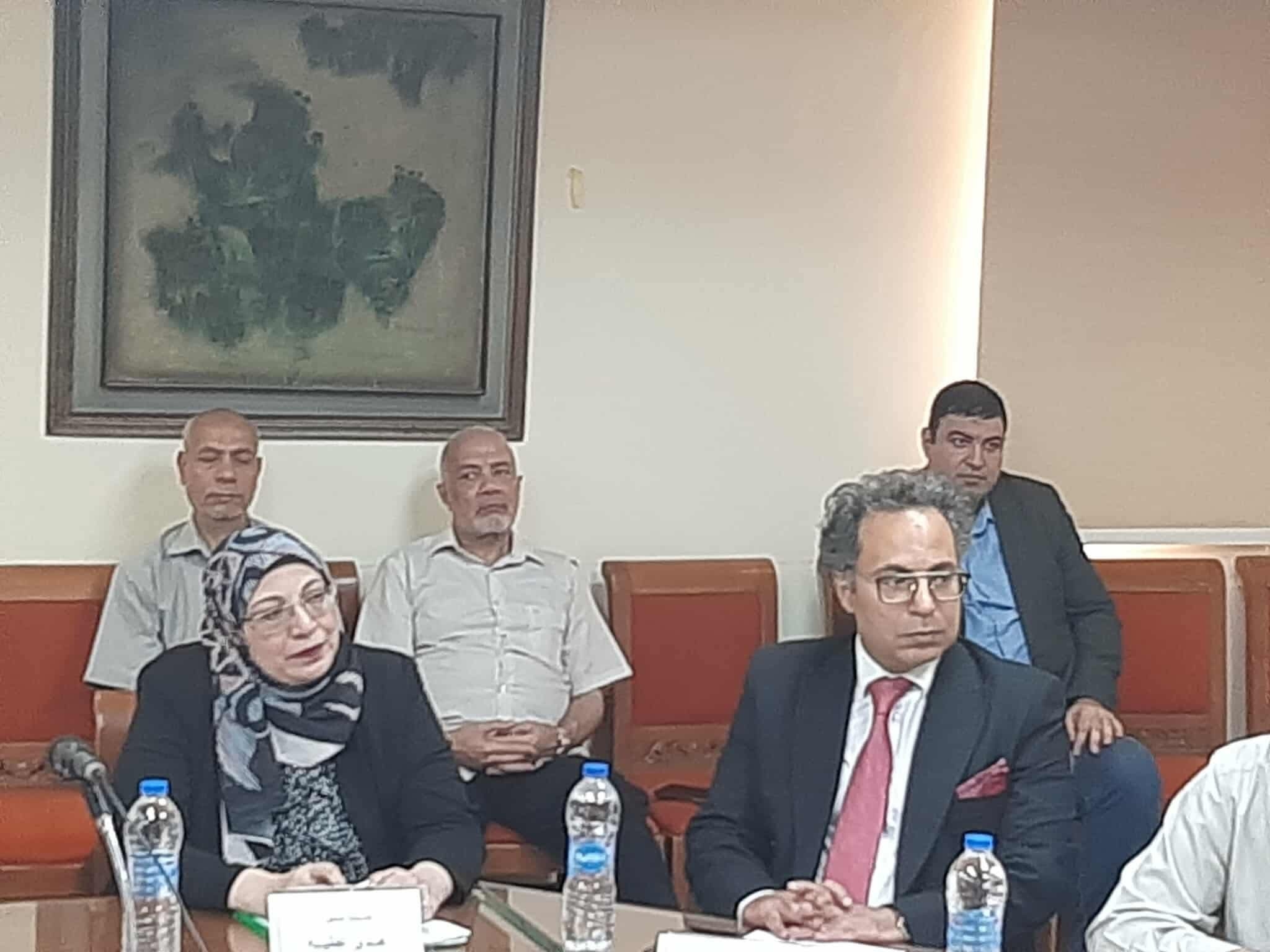 الأدب العربي بين الحاضر والمستقبل ودور الذكاء الاصطناعي في تطوره