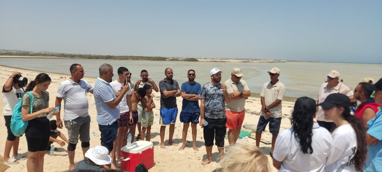منال عوض:جزيرة أبو منقار كنز بيئي