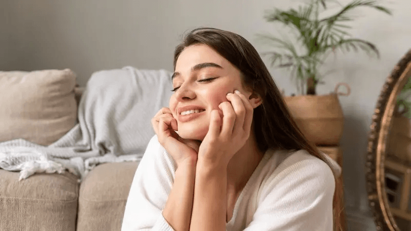 حافظ على نضارة بشرتك.. 8 أطعمة تساعد في تقليل التجاعيد