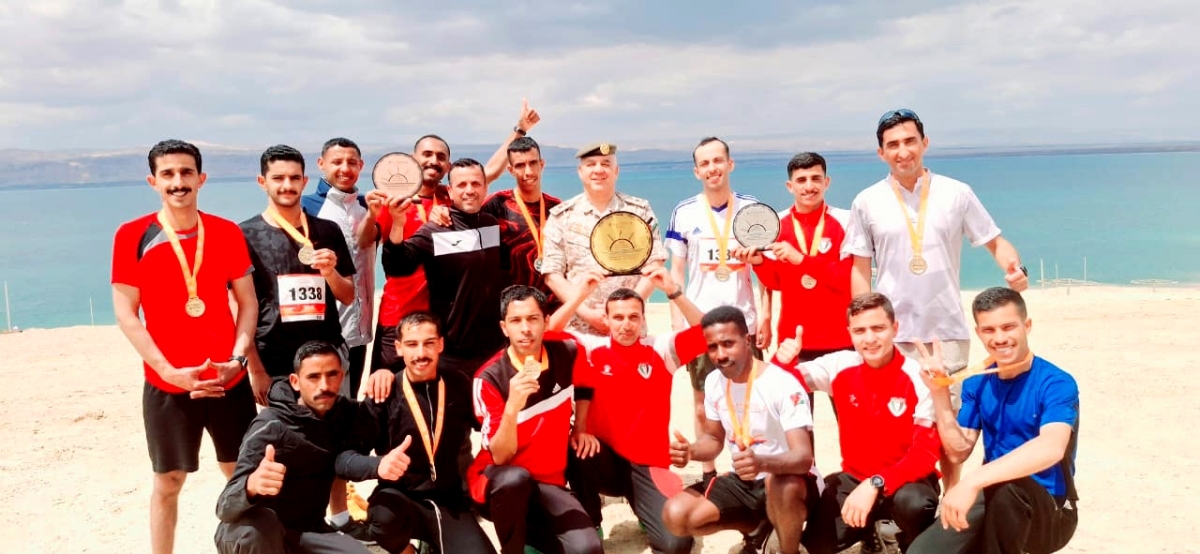 المنطقة العسكرية الوسطى تحصل على الميدالية الذهبية في سباق برومين ألتراماراثون البحر الميت