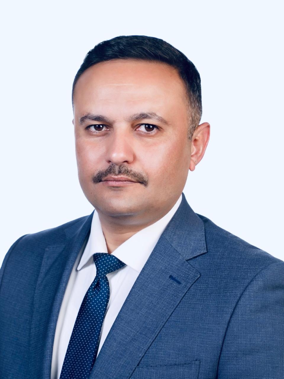 المحامي علاء مفلح ابو سويلم يكتب : توجيه المواطنين في كيفية التعامل مع الحسابات الإلكترونية الوهمية
