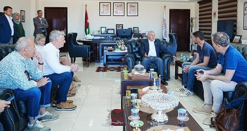 رئيس "مفوضي إقليم البترا" يؤكد أهمية التعاون السياحي مع الدول الأوروبية